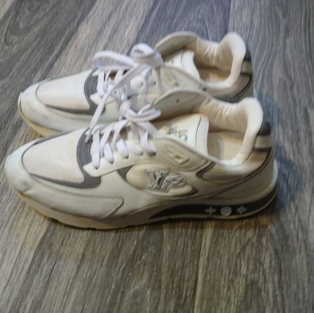 Louis Vuitton sneakers men's size 12